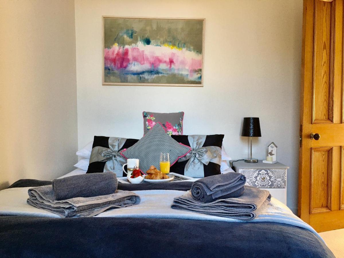 Cosy 2 Bedroom Central Apartment - Free Parking, Free Wifi Aberdeen Eksteriør bilde