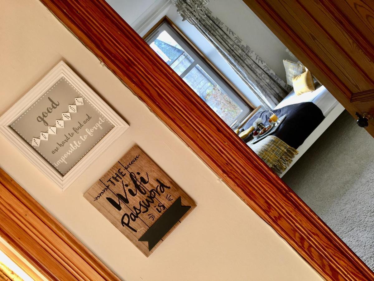 Cosy 2 Bedroom Central Apartment - Free Parking, Free Wifi Aberdeen Eksteriør bilde