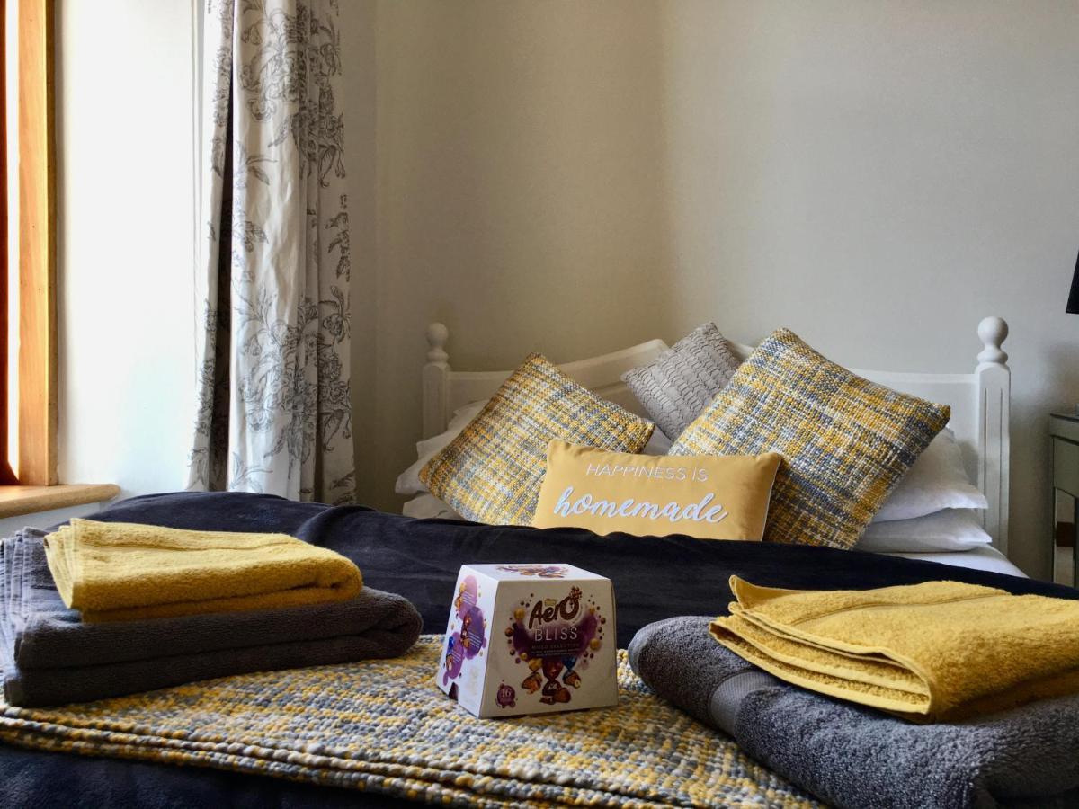 Cosy 2 Bedroom Central Apartment - Free Parking, Free Wifi Aberdeen Eksteriør bilde